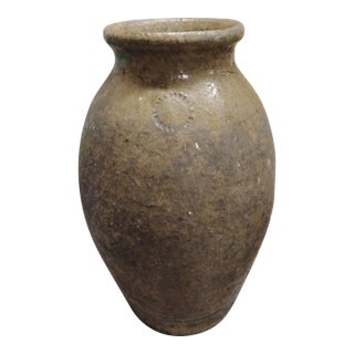 19th Century Georgia Alkaline Glazed Stoneware Jar – Family Esta For Sale