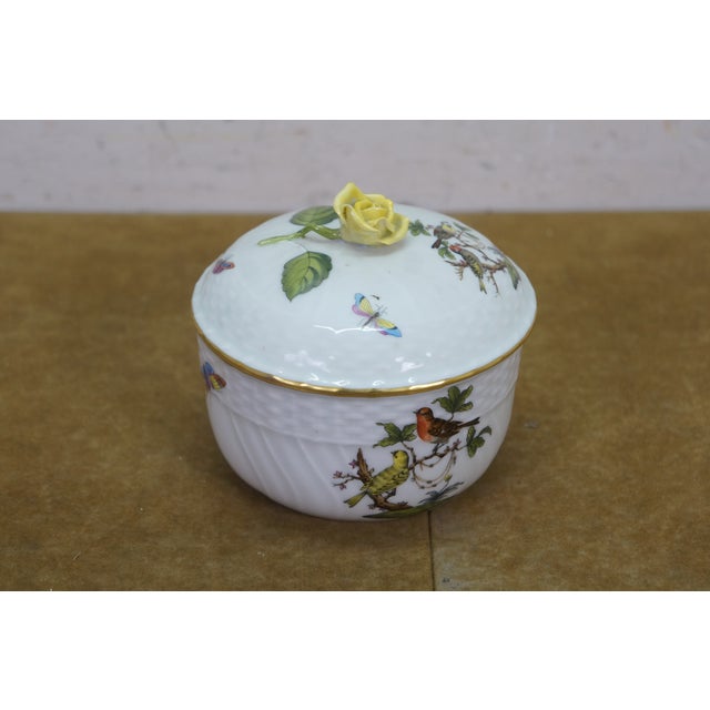 Late 20th Century Herend Hungary Rothschild Bird China Serving Plates Bowls Cachepots - 30 pcs For Sale - Image 12 of 18