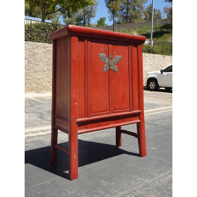 Antique Chinese Asian Red Lacquer Butterfly Cabinet ~ Wedding Storage Chest For Sale - Image 4 of 16