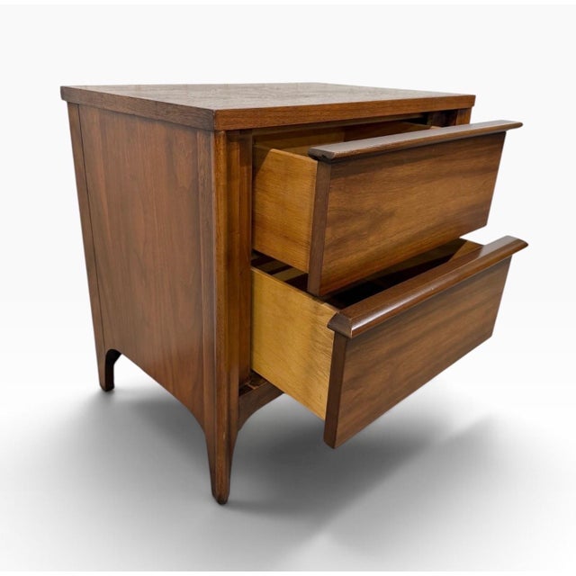 Brown Mid-Century Modern Walnut 2-Drawer Nightstands - Set of 2 - Refinished! For Sale - Image 8 of 8