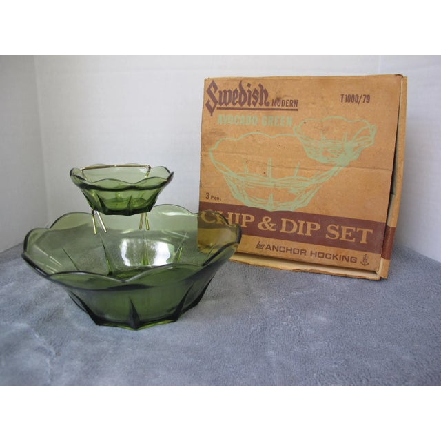 Smaller sized Chip and Dip set that won't take over your table. Beautiful, yet simple design. Anchor Hocking produced the...