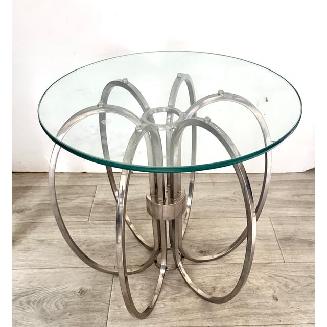 Mid-Century Modern MCM Milo Baughman Style Sculptural Chrome & Glass Accent/End Table For Sale - Image 3 of 5