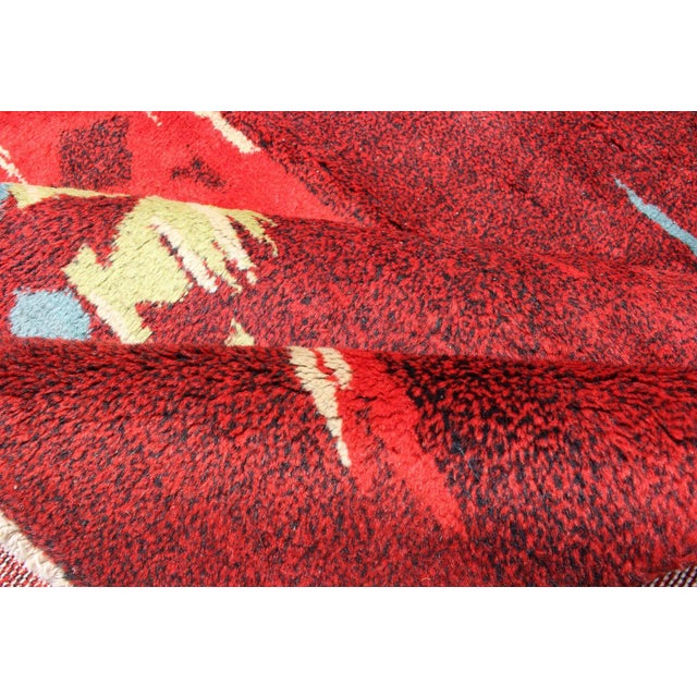 Modern Abstract Rug in Maroon, Barn Red, Carmine, Crimson and Lime Green For Sale - Image 9 of 11