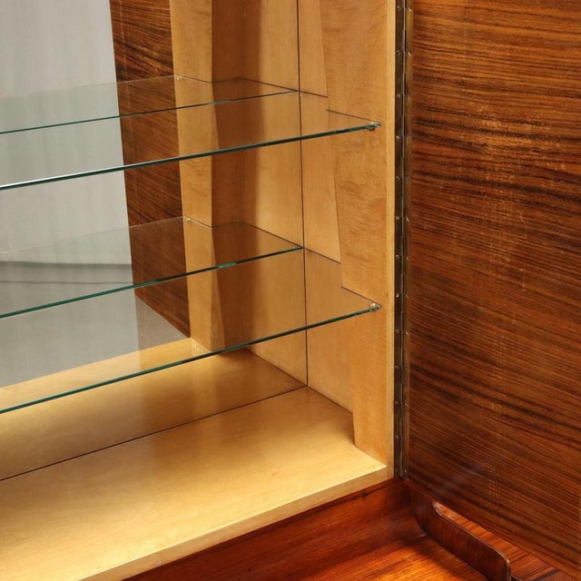 Italian Cabinet in Refined Veneer and Glass, 1950s For Sale - Image 5 of 11
