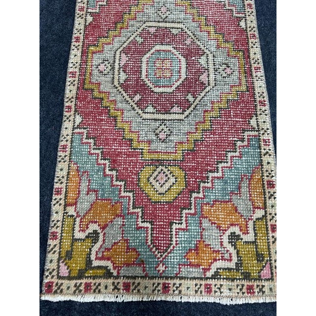 Contemporary Turkish Yastik Rug 1'7" x 3'3" For Sale - Image 3 of 5