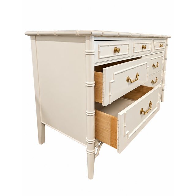 Mid 20th Century Vintage Chinoiserie Faux Bamboo Dresser in Ivory Lacquer With Brass Hardware For Sale - Image 5 of 7