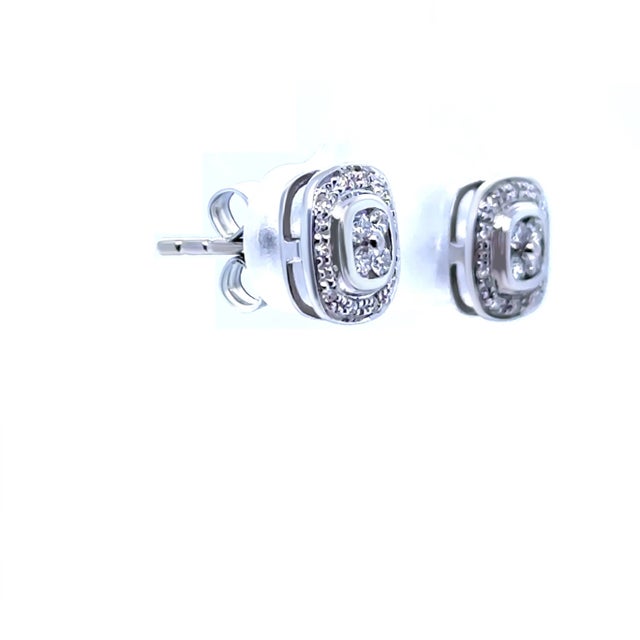 Contemporary 9ct White Gold Diamond Earrings 0.26ct 1.3g, 2 Pieces For Sale - Image 3 of 6