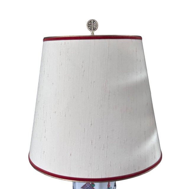 1950s Vintage Chinese Porcelain Hexagonal Lamp With Famille Rose Motifs and Wood Accents For Sale - Image 5 of 11