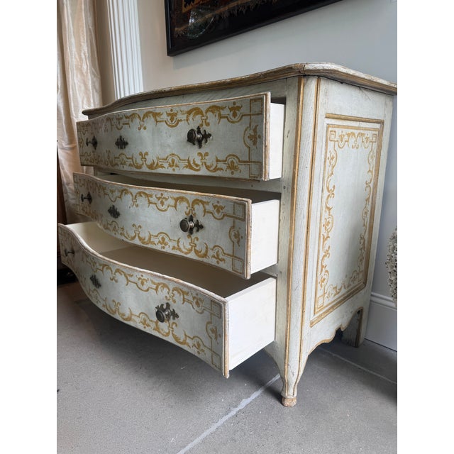 1920s Antique Serpentine Bombe Commode For Sale - Image 5 of 7