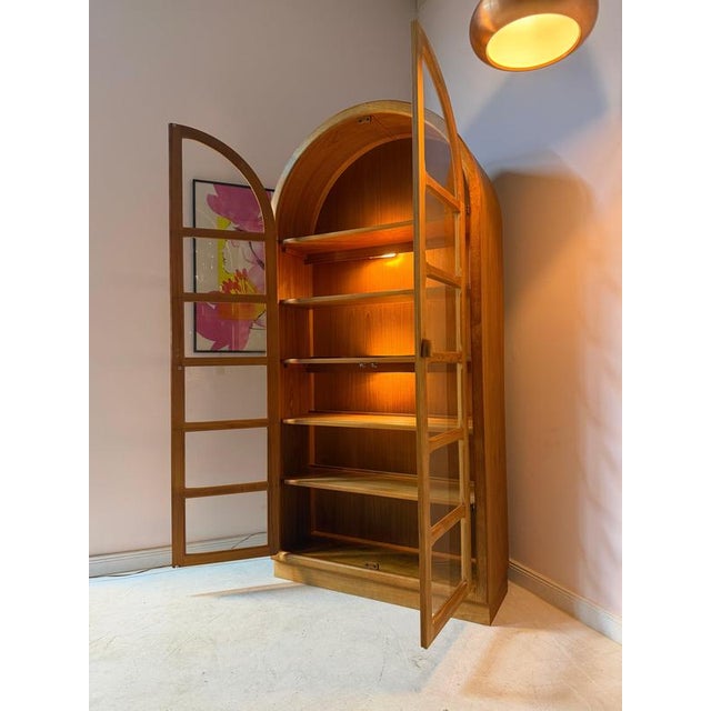 Round Arched Teak Display Case with Lighting by Dyrlund For Sale - Image 11 of 11