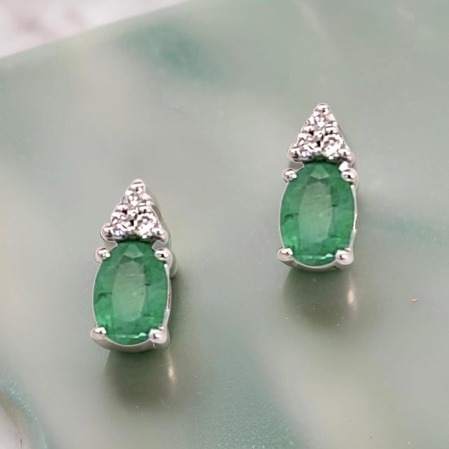 Green Natural Emerald Diamond Earrings 14k Gold 1.28 TCW Certified For Sale - Image 8 of 10