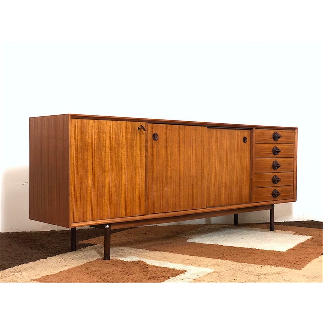 Mid-Century Modern Vintage Italian Sideboard, 1960 For Sale - Image 3 of 16