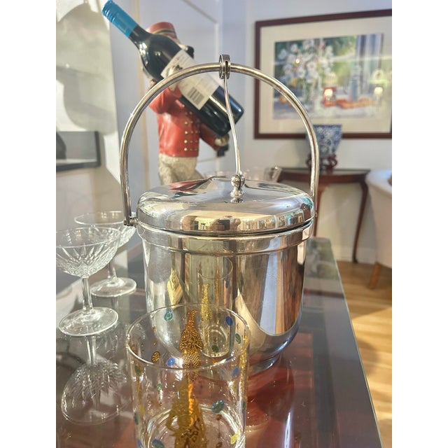 Mid-Century Modern 1940s Art Deco Sheffield Silver Plate Ice Bucket With Original Thermos Glass Liner For Sale - Image 3 of 11