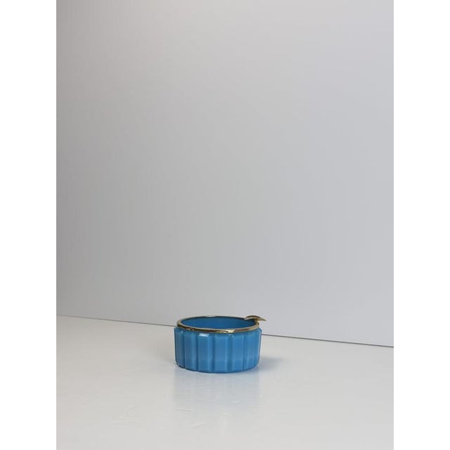 1950s Faceted Turquoise Opaline Glass Ashtray with Gilt Brass Rim, Italy, 1950s For Sale - Image 5 of 10