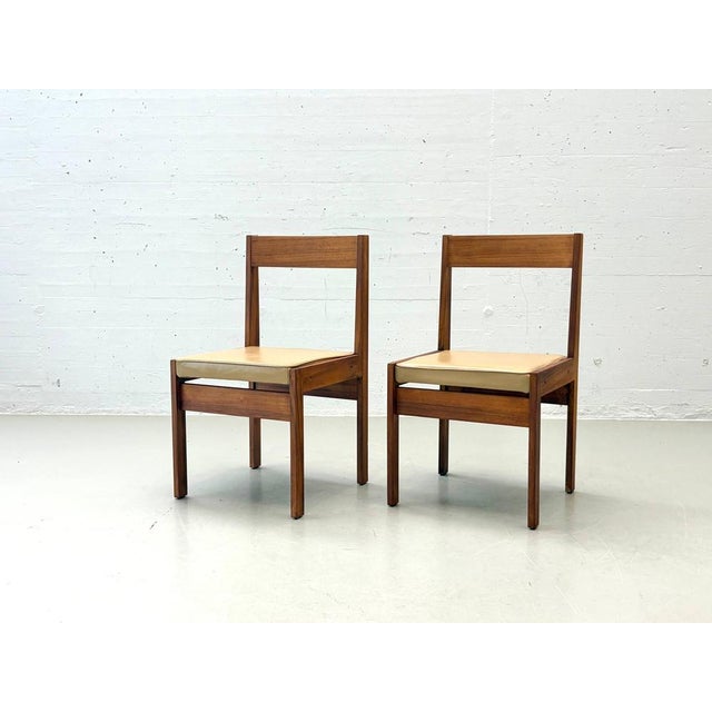 Mid-Century Modern Scandinavian Dining Chair in Walnut and Leather, 1960s For Sale - Image 3 of 18