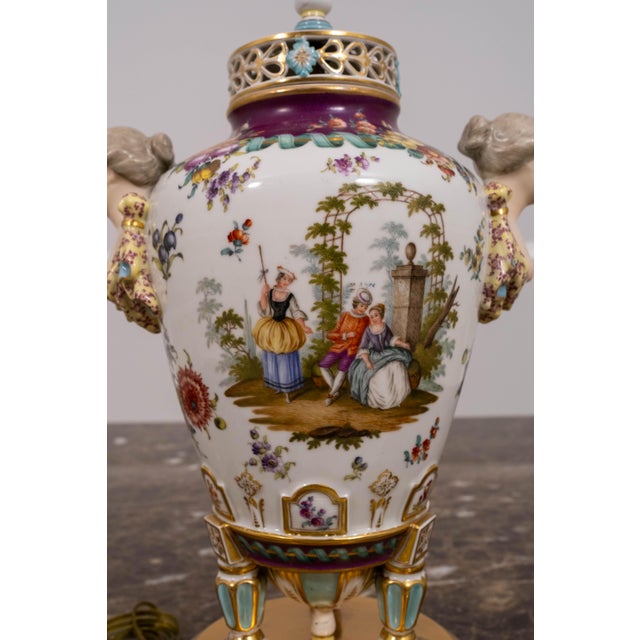 1950s Pair of Dresden Style Urn-Shaped Hand Gilt Porcelain Table Lamps For Sale - Image 16 of 18