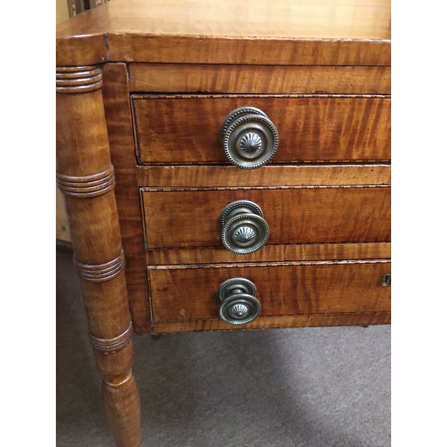 Wood American Sheraton Tiger Maple Three-Drawer Drop Leaf Writing Table C1810 For Sale - Image 7 of 10