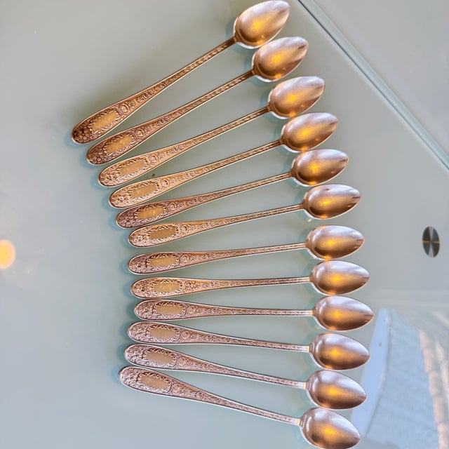 1930s Art Deco Silverplate Ice Tea Spoons (12 Pc), Mildred Pattern Pristine For Sale - Image 16 of 18