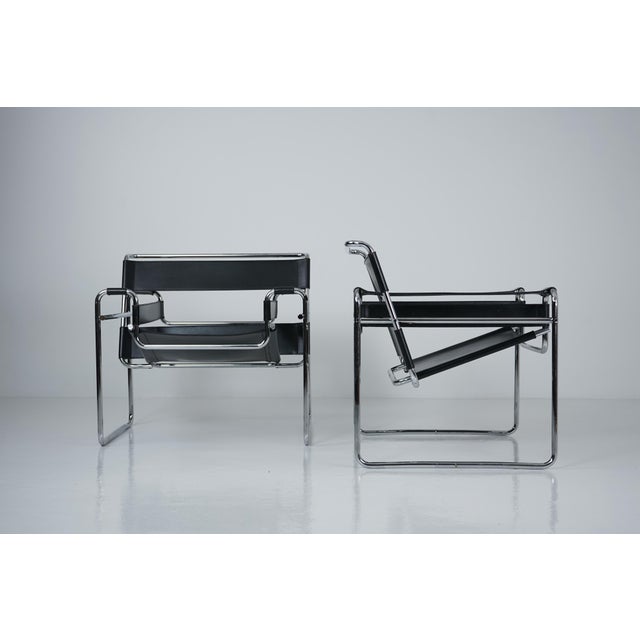 Vintage Wassily B3 Chairs by Marcel Breuer for Gavina, 1960s, Set of 2 For Sale - Image 5 of 18