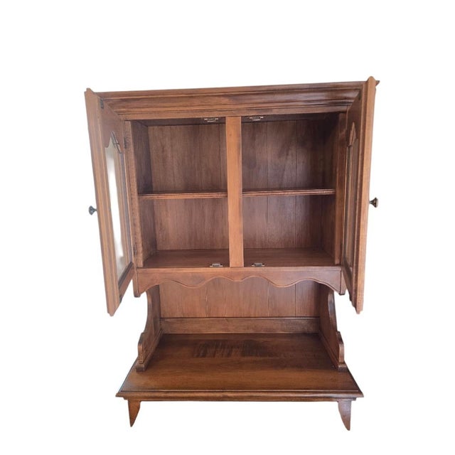 Vintage Richardson Brothers Solid Wood Country Hutch Cabinet With Glass Display Doors For Sale - Image 4 of 8