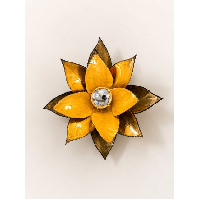 1970s Vintage Brass Wall Sconces with Floral Motif, France, 1960, Set of 2 For Sale - Image 5 of 9