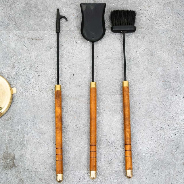 Mid Century Modern Fireplace Tools Wood Brass Brass Pilgrim Seymour Nelson MCM For Sale In Sacramento - Image 6 of 11