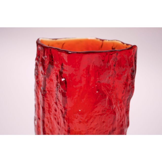 MidCentury Modern Blown Glass Red Vase With 'Bark' Texture Chairish
