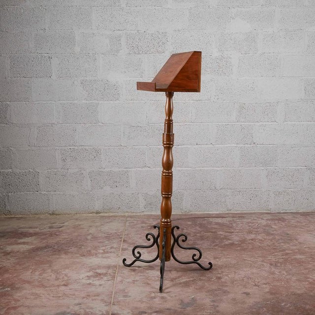 2000 - 2009 Art Deco Style Lectern in Wood For Sale - Image 5 of 13