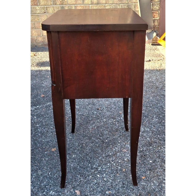Federal Style Stained Mahogany Two-Drawer Side Table Nightstand, Circa 1940s For Sale - Image 9 of 12