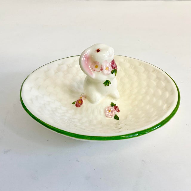1990s 1993 Vintage Americans Whimsical Bunny Figurine Trinket Ring Dish - Easter For Sale - Image 5 of 11