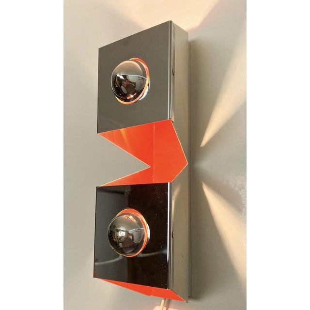 Mid-Century Modern Spage Age Cube Wall Lamp in Orange and Silvered Metal from Philips, the Netherlands, 1960s For Sale - Image 3 of 17