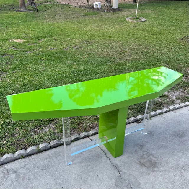 Postmodern Postmodern Lime Green Lacquer Laminate and Lucite Console Table For Sale - Image 3 of 12