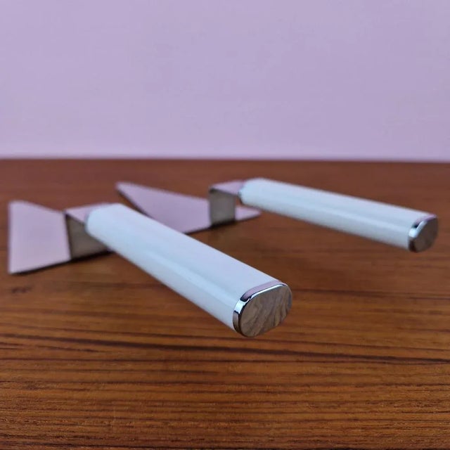 Metal Oval Cake Spades by Mikael Björnsterna for Boda Nova, 1980s, Set of 2 For Sale - Image 7 of 9