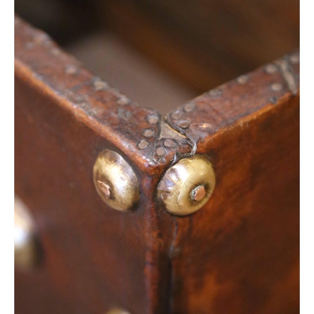 Brown 18th Century Spanish Leather and Brass Nailhead Domed Trunk With Original Key For Sale - Image 8 of 11