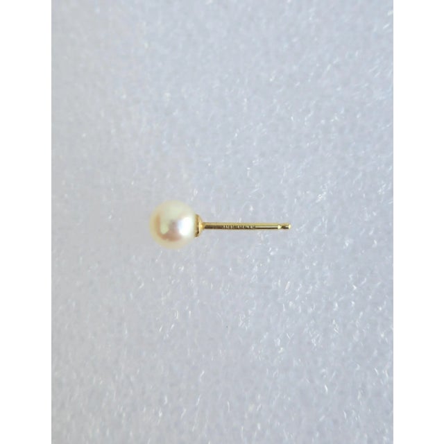 Metal Pearl Earring With 14 Karat Gold Post, 1 Piece For Sale - Image 7 of 7