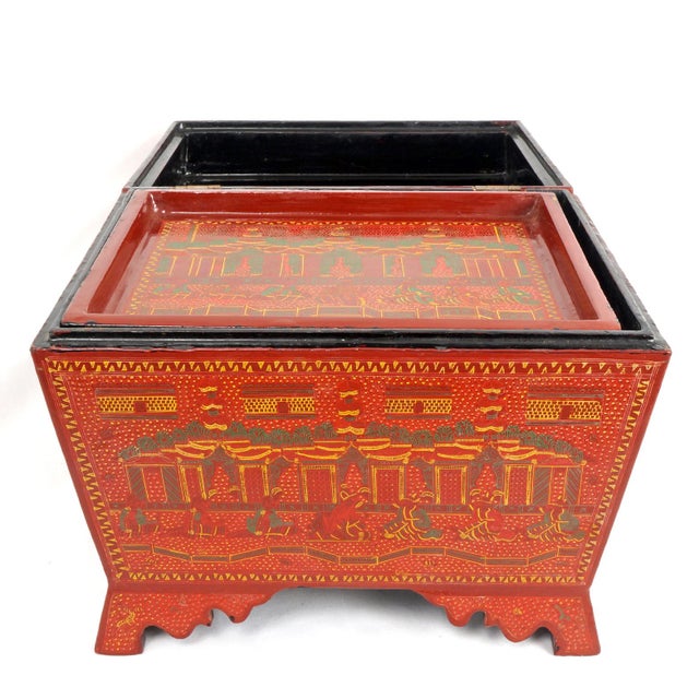 Late 20th Century Large Vintage Thai/Burmese Lacquer Hand Painted Box With Lid and Inner Tray For Sale - Image 5 of 14