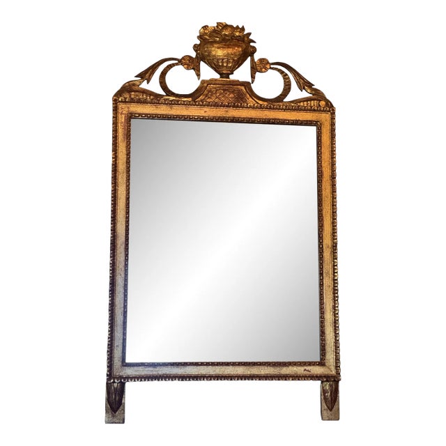 Fine 18th Century French Gilt Wood Mirror, Circa 1755 For Sale