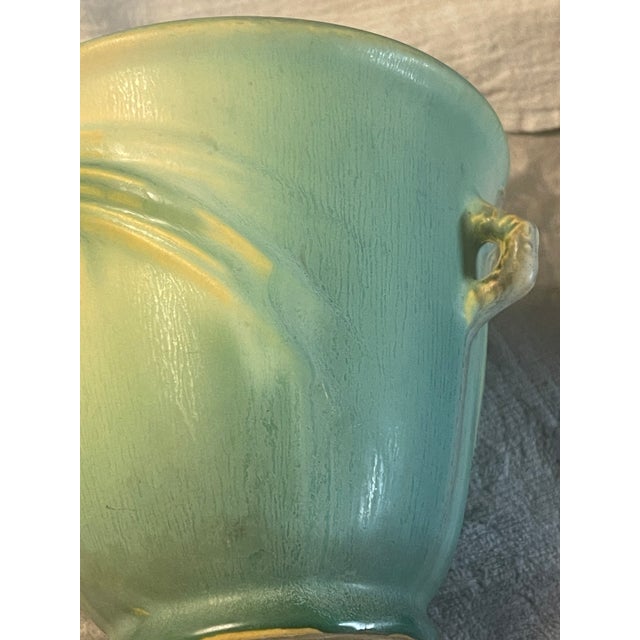 Roseville Green Pine Cone 1936 Mid Century Modern Art Pottery Flower Pot 633-5 For Sale - Image 9 of 12