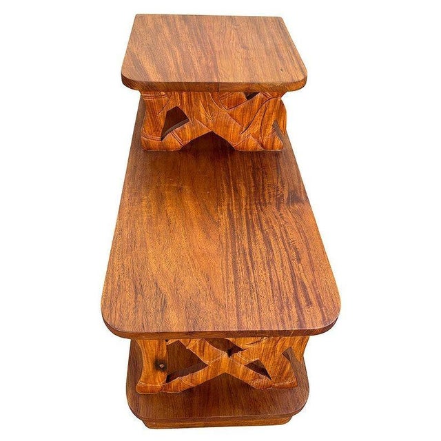 Mid-Century Modern 1940s Restored Hand Carved Koa Wood 3 Tiered Side Lamp Table W/ Bamboo Motif For Sale - Image 3 of 4