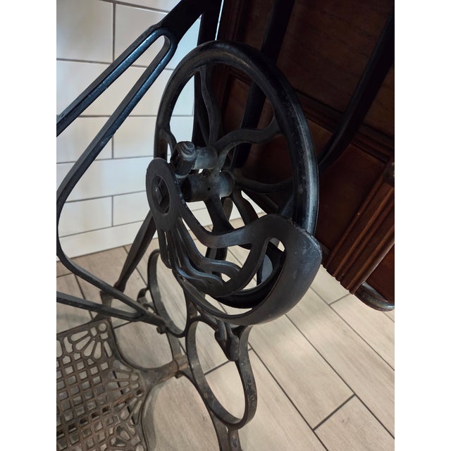 Antique Davis Treadle Sewing Machine in Wooden Cabinet With Ornate Cast Iron Base, Late 19th Century For Sale - Image 11 of 14