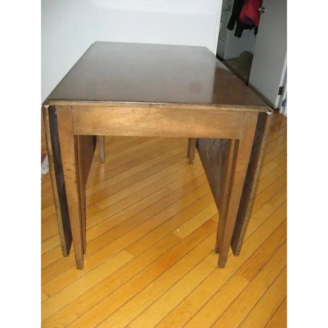 Williamsburg Restoration Inc. Mid 20th Century Kittinger Mahogany Drop-Leaf Dining Table For Sale - Image 4 of 11