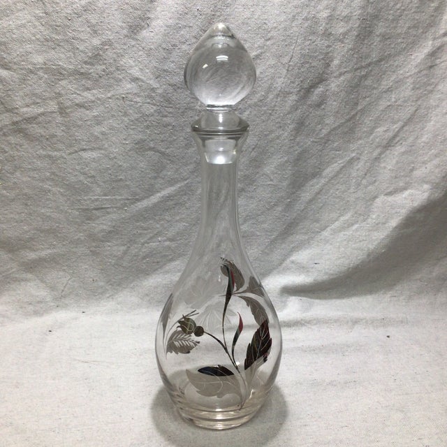 Etched Silver Leaves Brandy/Port Decanter With 4 Ombré Brandy Glasses-Set of 5 For Sale - Image 4 of 12