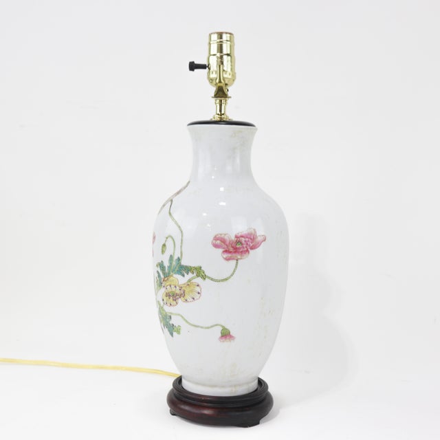 Chinese Porcelain Poppy Flower Table Lamps For Sale - Image 4 of 8