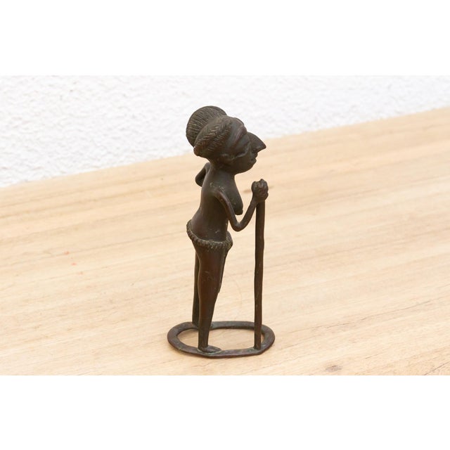 African African Bronze Figure of a Woman For Sale - Image 3 of 8
