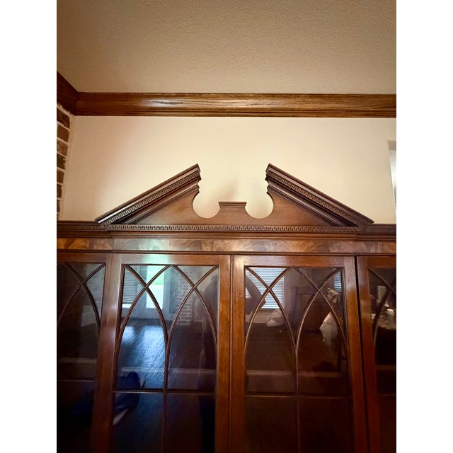 Baker Furniture Company Vintage Baker Furniture Georgian Mahogany Breakfront China Cabinet For Sale - Image 4 of 12