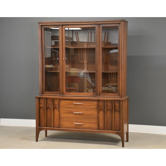 Kent Coffey 1960s Kent Coffey Perspecta Walnut and Rosewood Credenza Hutch For Sale - Image 4 of 13