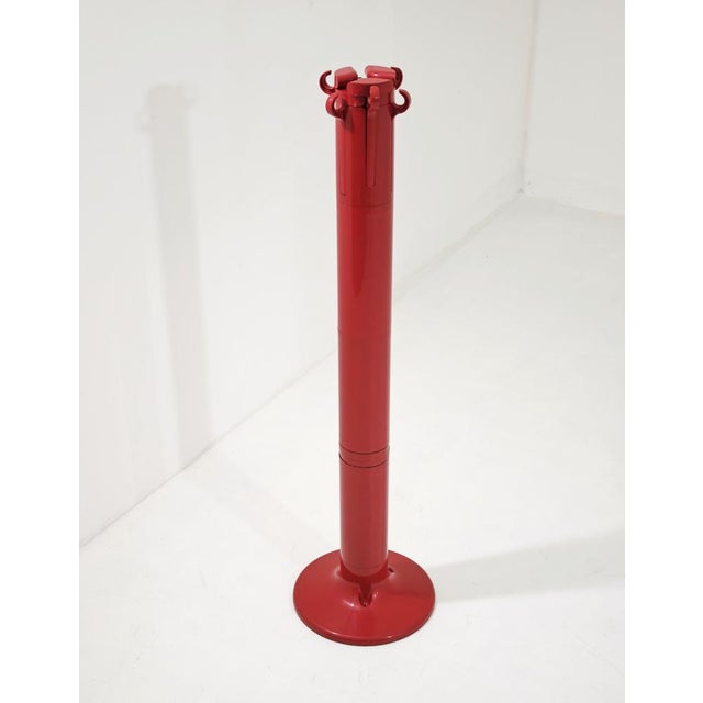 Plastic Red Plastic Planta Italia Model Coat Hanger by Giancarlo Piretti for Anonima Castelli, 1972 For Sale - Image 7 of 18