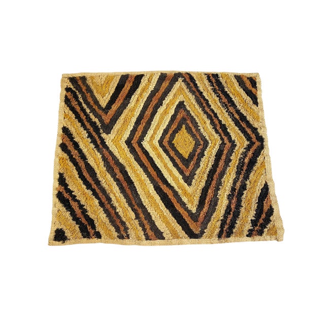 Vintage African Kuba Kasai Velvet Raffia Textile Zaire 20 "By 23.5" For Sale - Image 4 of 7