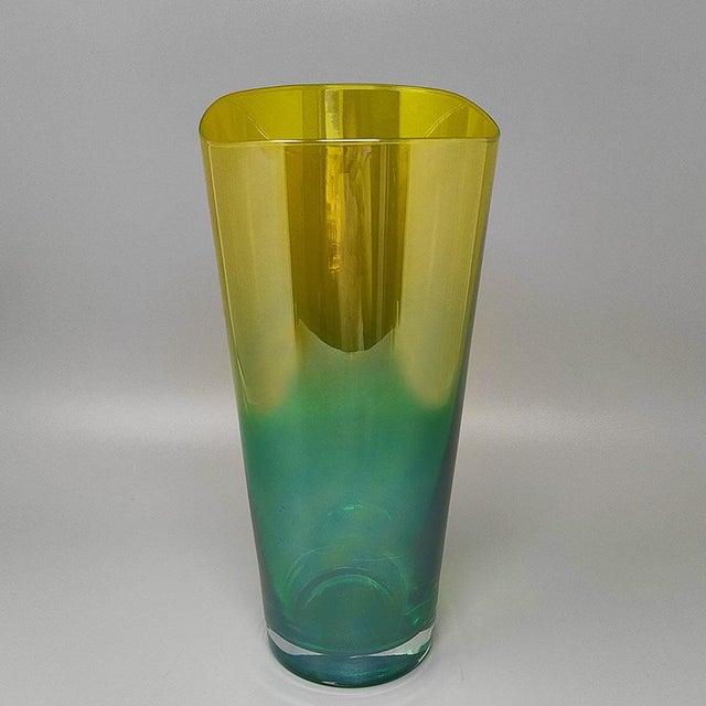 Mid-Century Modern Handrafted Murano Glass Vase, Italy, 1970s For Sale - Image 3 of 7