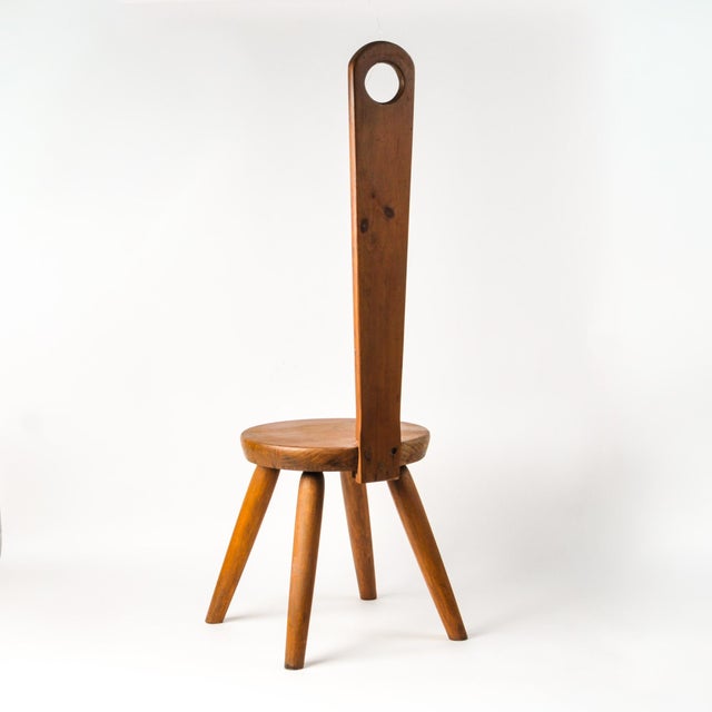 American Mid 20th Century Keyhole Chair by William Fetner Signed Pine Tall Back Sculptural Chair For Sale - Image 3 of 14